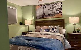Grace Oasis With 2 Connected Bedrooms With A Pull-Out Couch